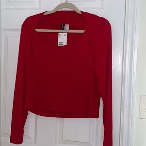 Long sleeve crop top